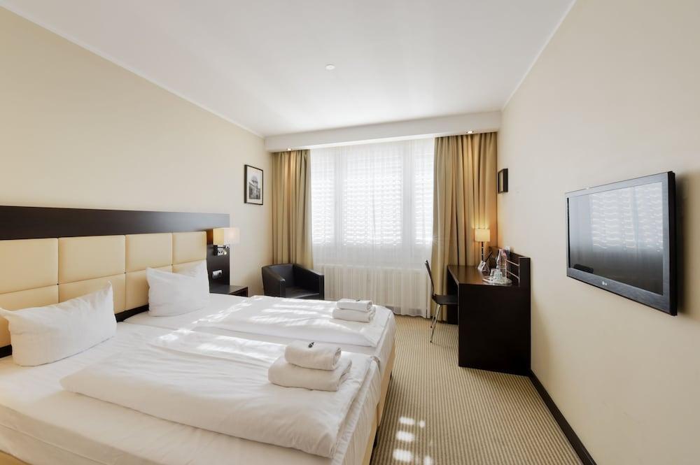 Zi Hotel Karlsruhe Ngoại thất bức ảnh